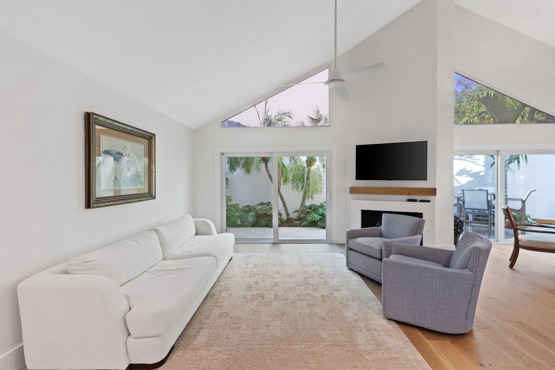 待售: $1,195,000 (3 贝兹, 3 浴室, 1856 平方英尺)