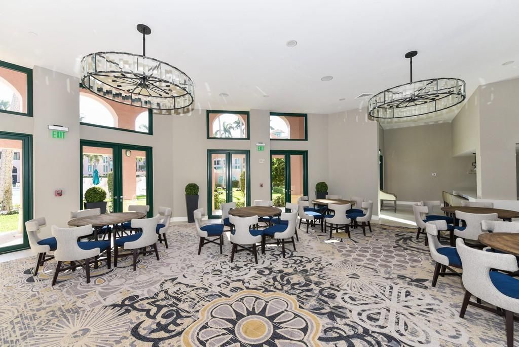 For Sale: $899,000 (2 beds, 2 baths, 1524 Square Feet)