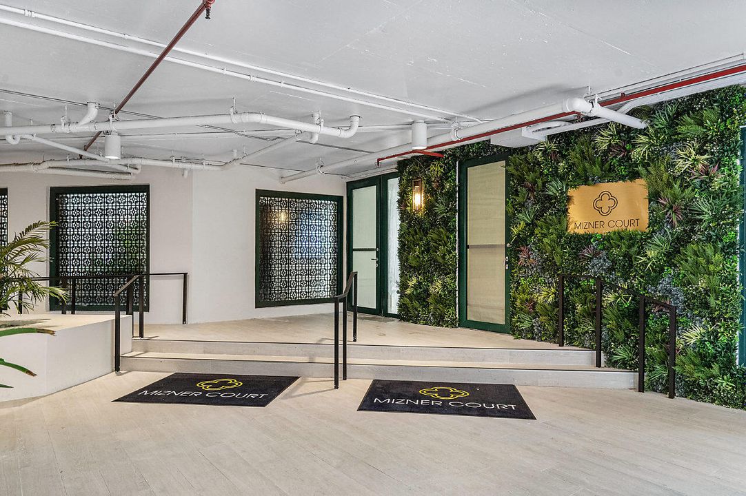 For Sale: $899,000 (2 beds, 2 baths, 1524 Square Feet)