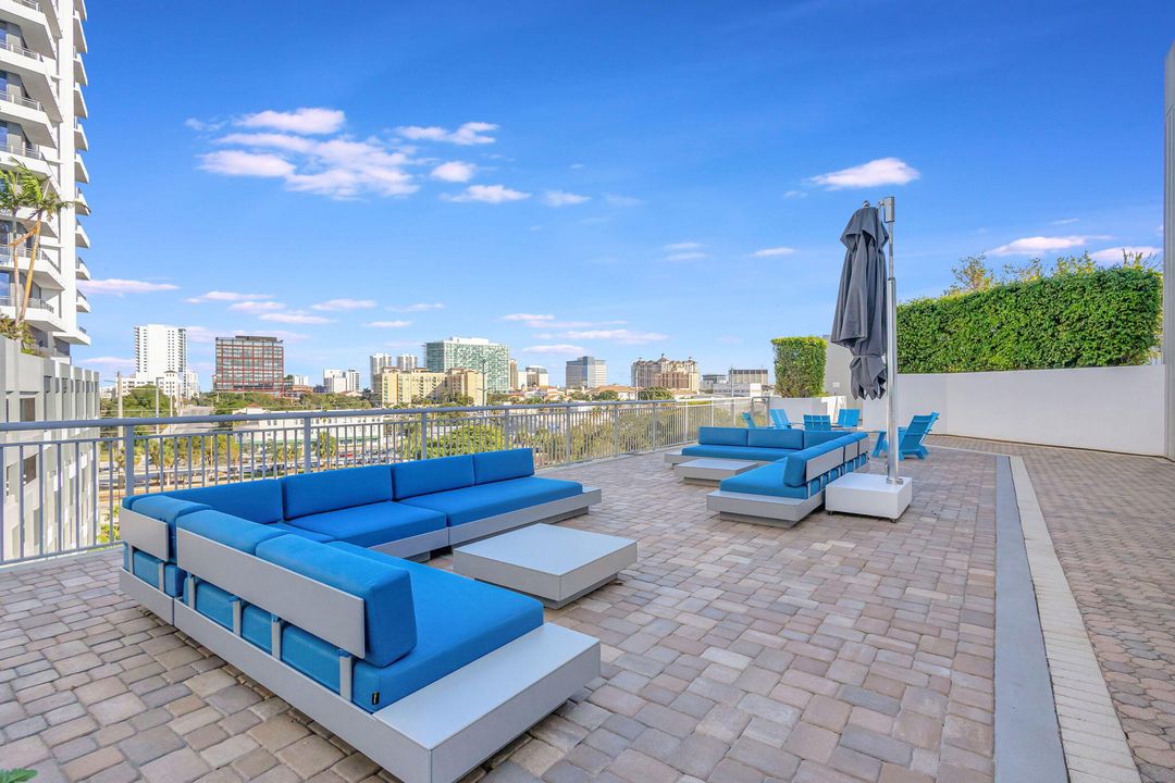 На продажу: $649,500 (3 спален, 2 ванн, 1377 Квадратных фут)