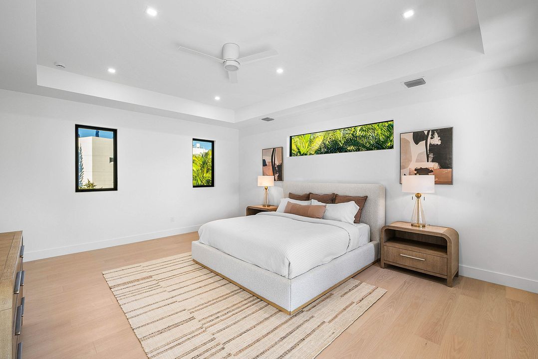 На продажу: $6,000,000 (5 спален, 5 ванн, 5147 Квадратных фут)