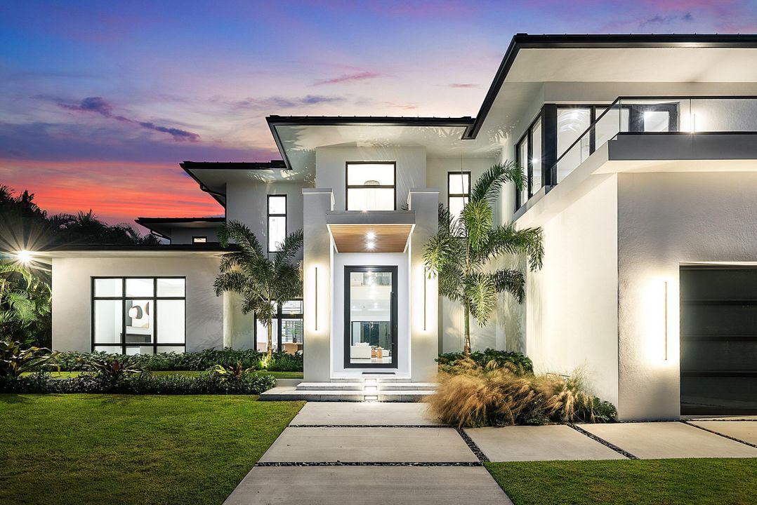 На продажу: $6,000,000 (5 спален, 5 ванн, 5147 Квадратных фут)