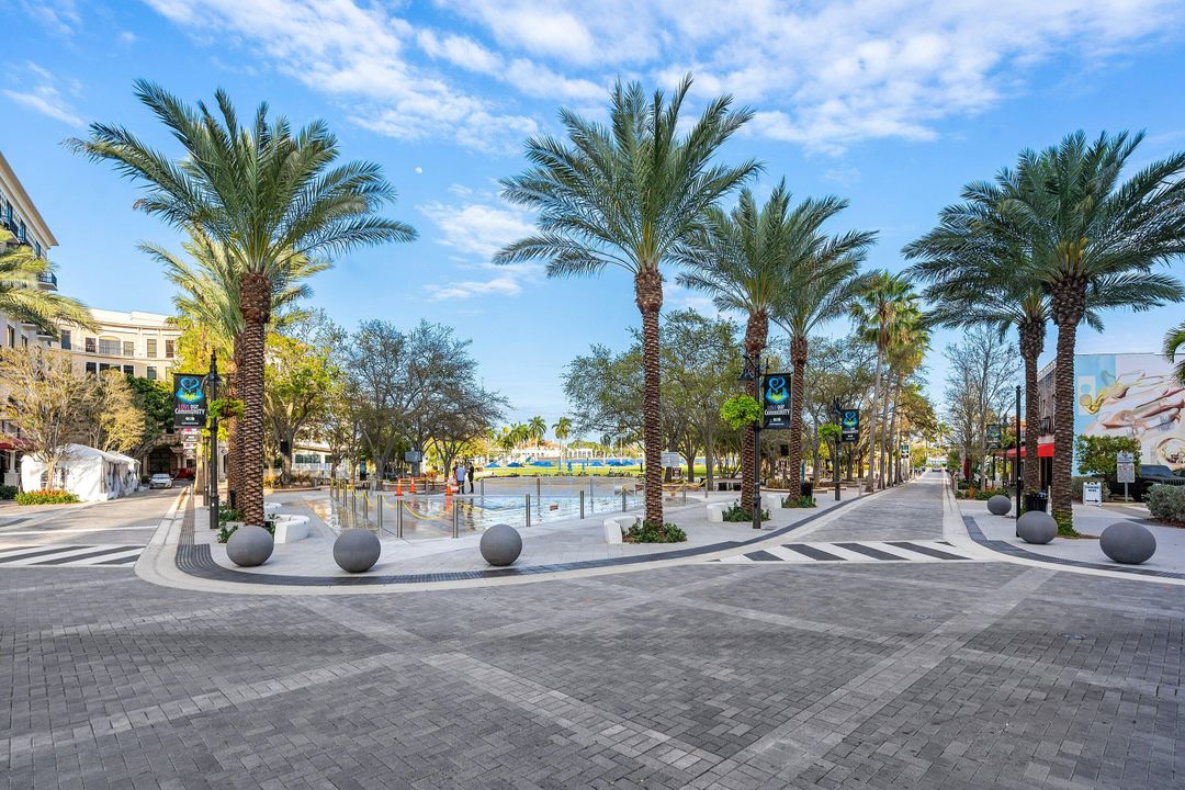 На продажу: $6,000,000 (5 спален, 5 ванн, 5147 Квадратных фут)