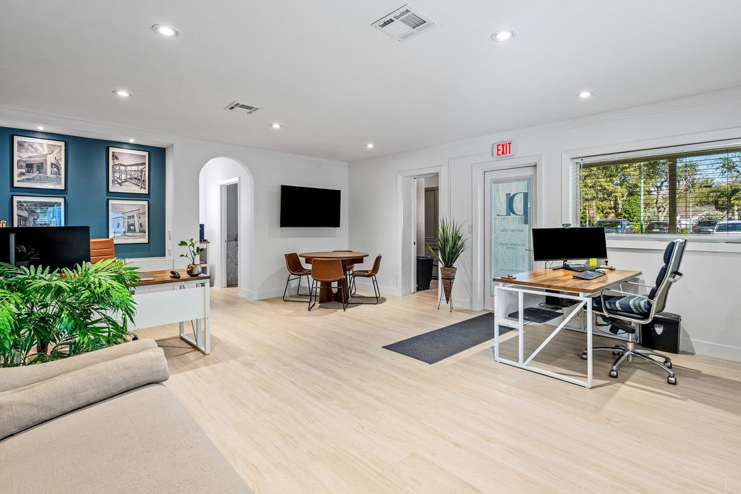 На продажу: $1,695,000 (0 спален, 0 ванн, 1620 Квадратных фут)