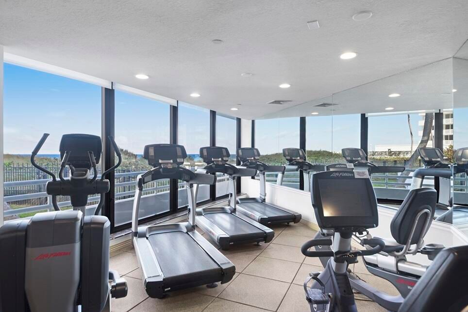 На продажу: $5,500,000 (3 спален, 3 ванн, 2792 Квадратных фут)