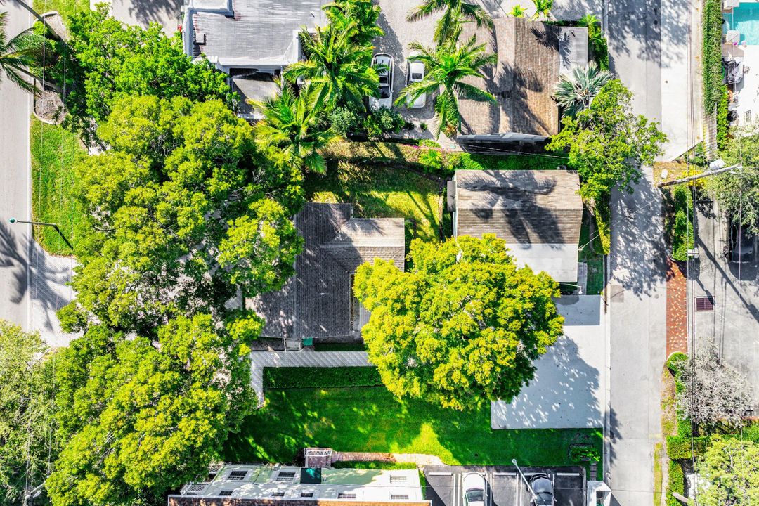 На продажу: $1,695,000 (0 спален, 0 ванн, 1620 Квадратных фут)