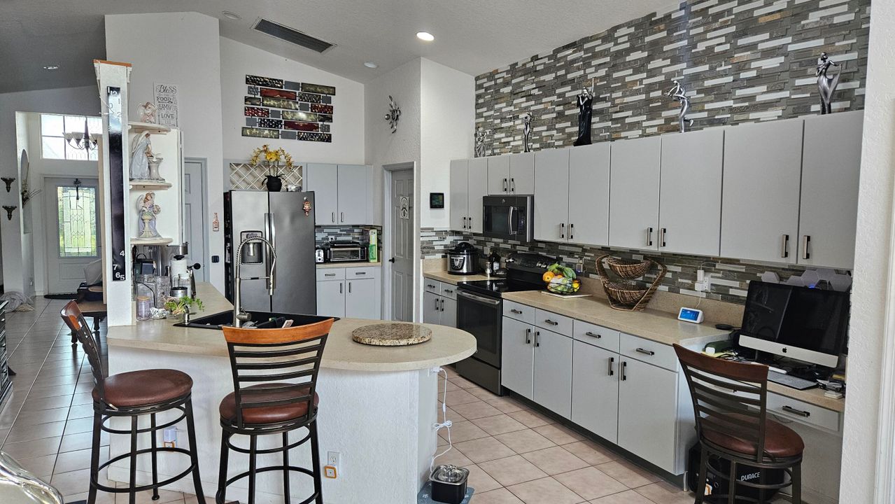 На продажу: $524,900 (3 спален, 2 ванн, 1770 Квадратных фут)