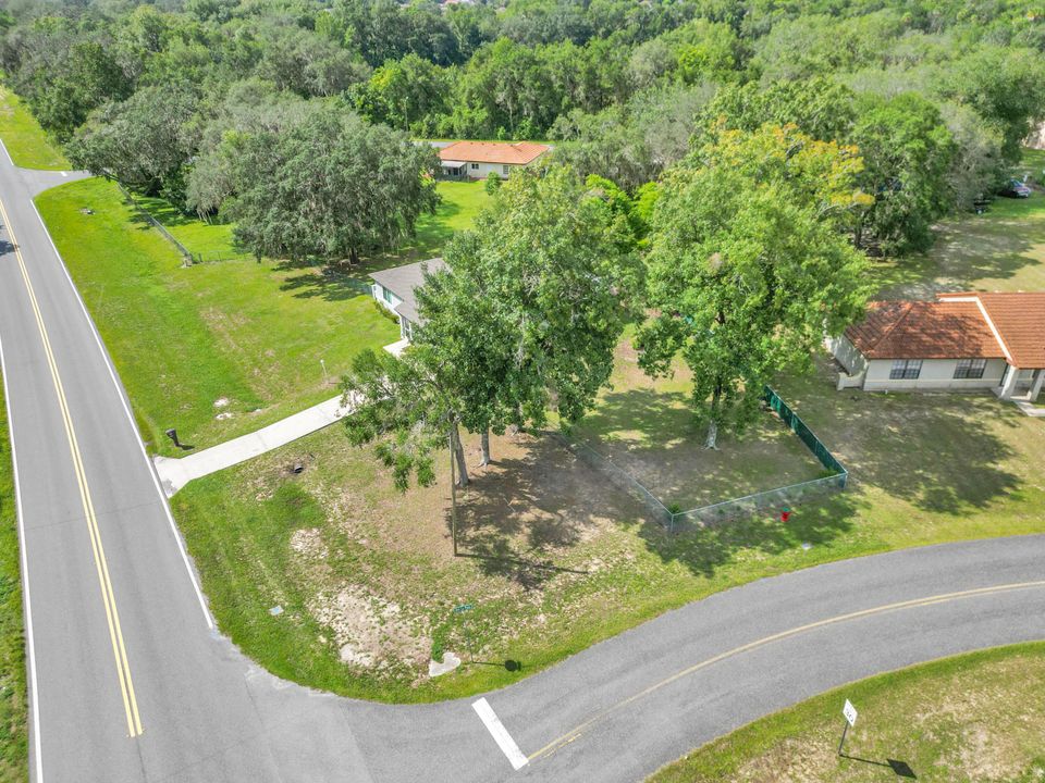 For Sale: $287,000 (3 beds, 2 baths, 1360 Square Feet)