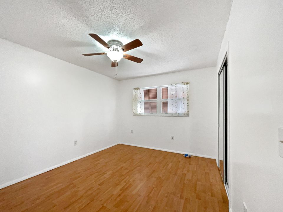 For Sale: $595,000 (3 beds, 2 baths, 1543 Square Feet)