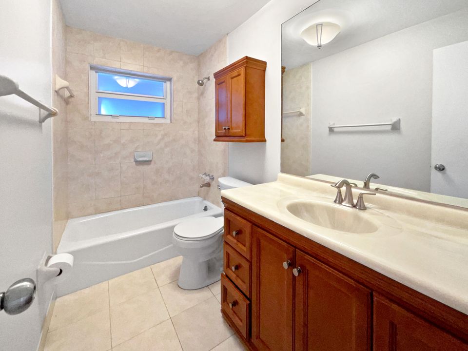 For Sale: $595,000 (3 beds, 2 baths, 1543 Square Feet)