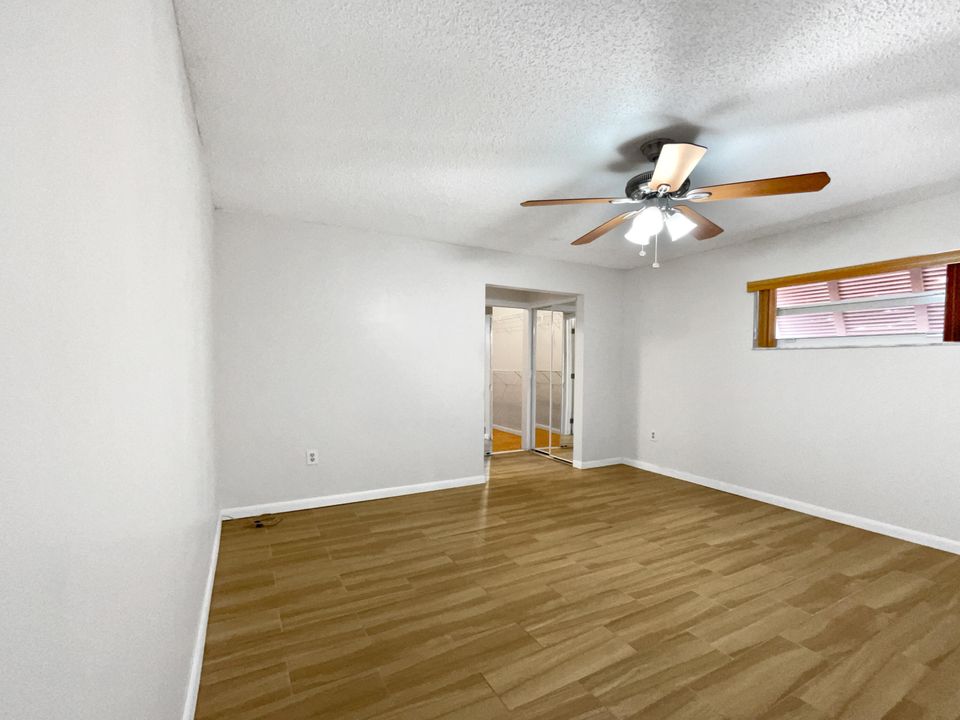 For Sale: $595,000 (3 beds, 2 baths, 1543 Square Feet)