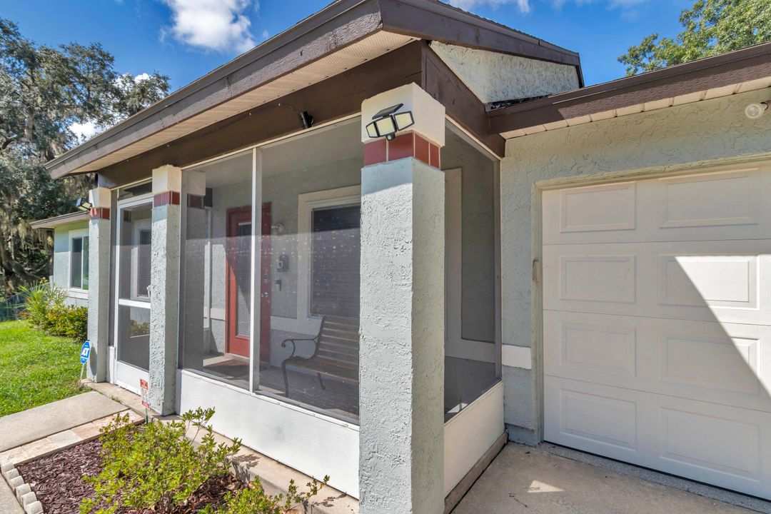 For Sale: $287,000 (3 beds, 2 baths, 1360 Square Feet)