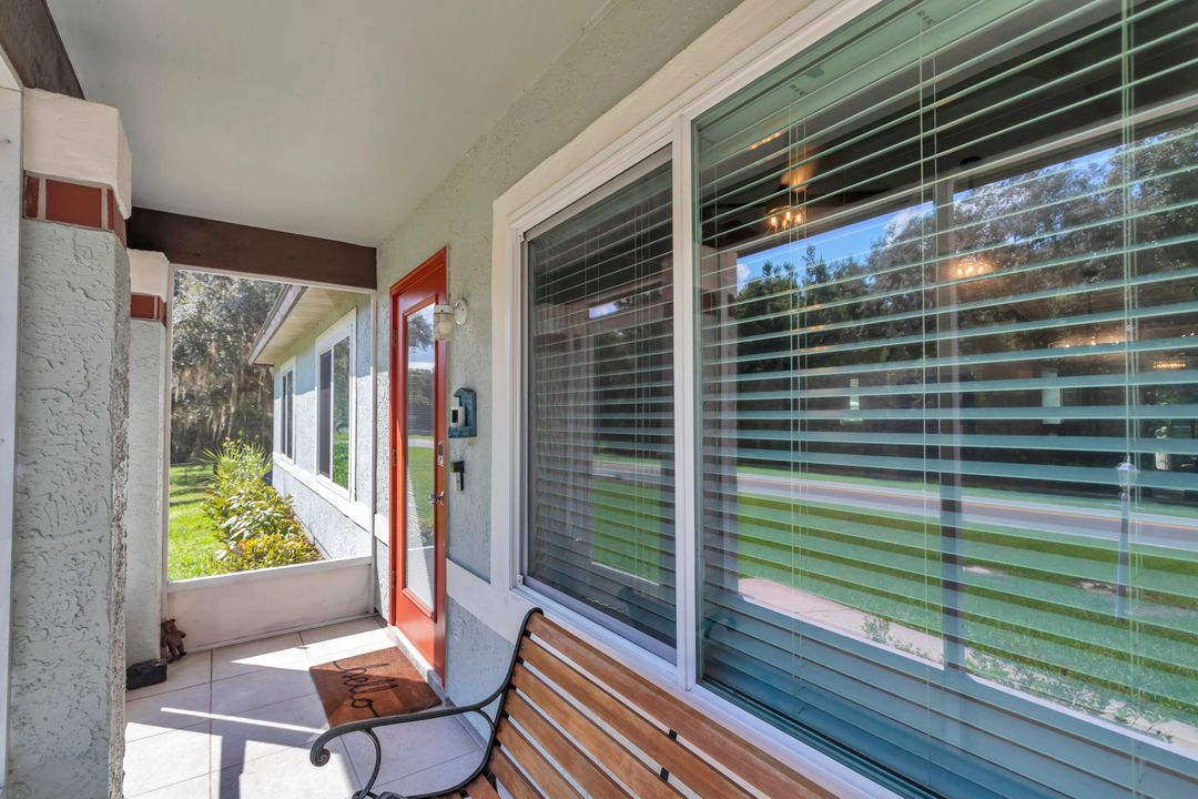 For Sale: $287,000 (3 beds, 2 baths, 1360 Square Feet)