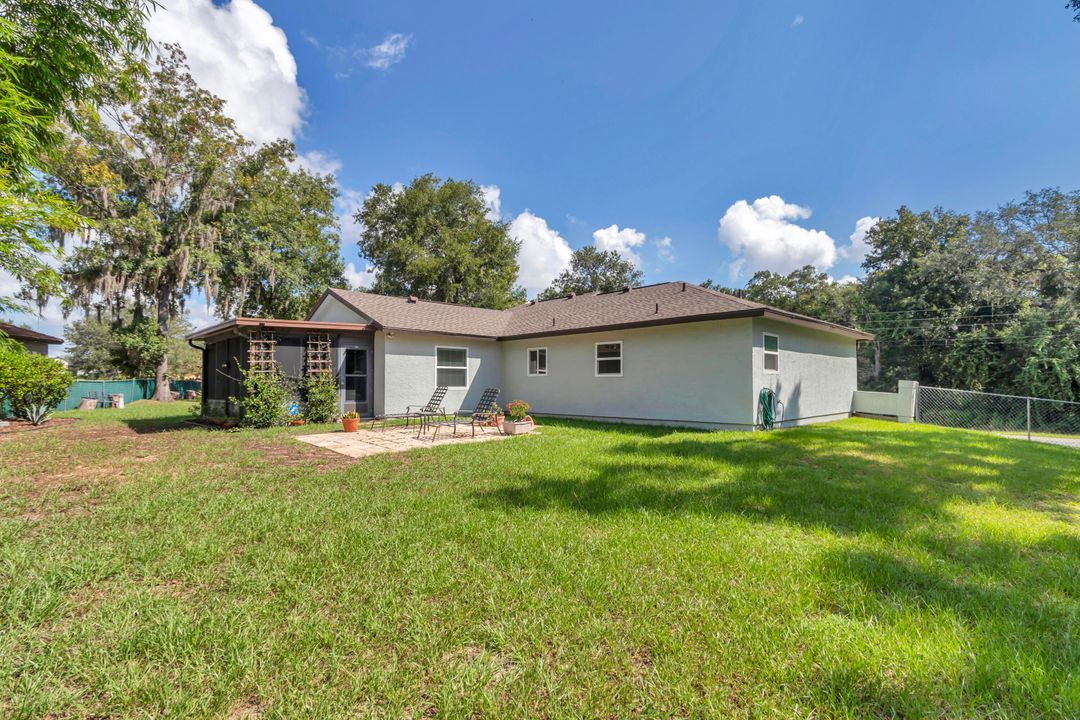 For Sale: $287,000 (3 beds, 2 baths, 1360 Square Feet)