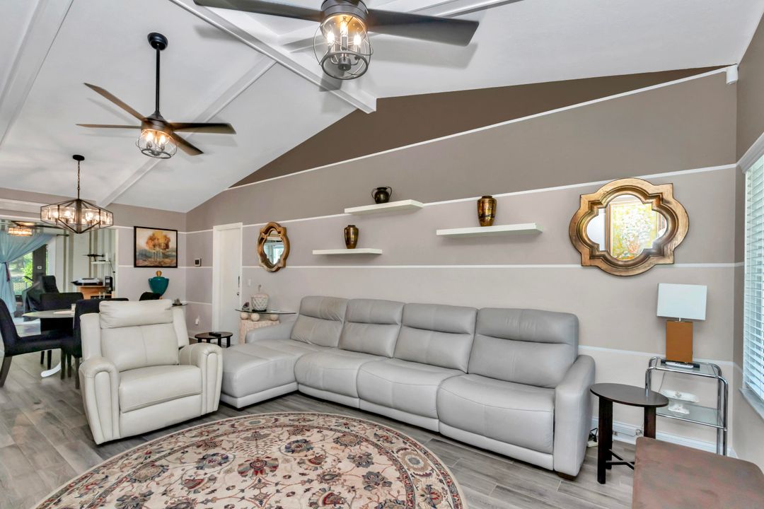 For Sale: $287,000 (3 beds, 2 baths, 1360 Square Feet)
