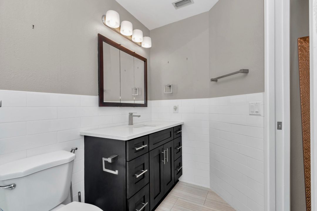 For Sale: $287,000 (3 beds, 2 baths, 1360 Square Feet)