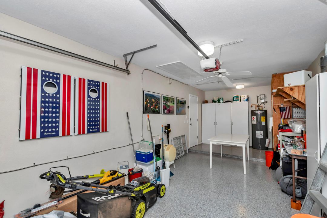 For Sale: $287,000 (3 beds, 2 baths, 1360 Square Feet)