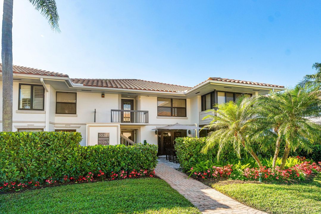 En Venta: $785,000 (3 camas, 2 baños, 1958 Pies cuadrados)