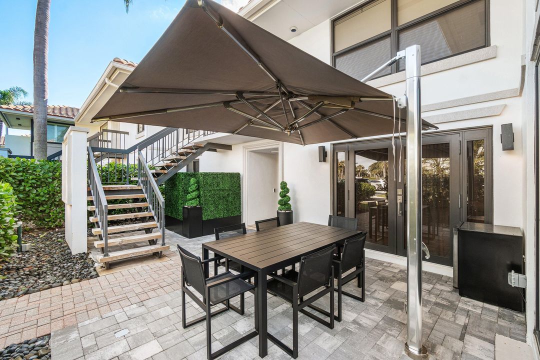 En Venta: $785,000 (3 camas, 2 baños, 1958 Pies cuadrados)