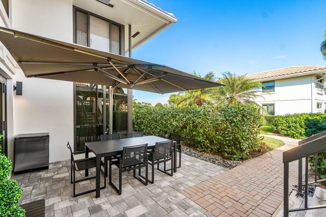 En Venta: $785,000 (3 camas, 2 baños, 1958 Pies cuadrados)