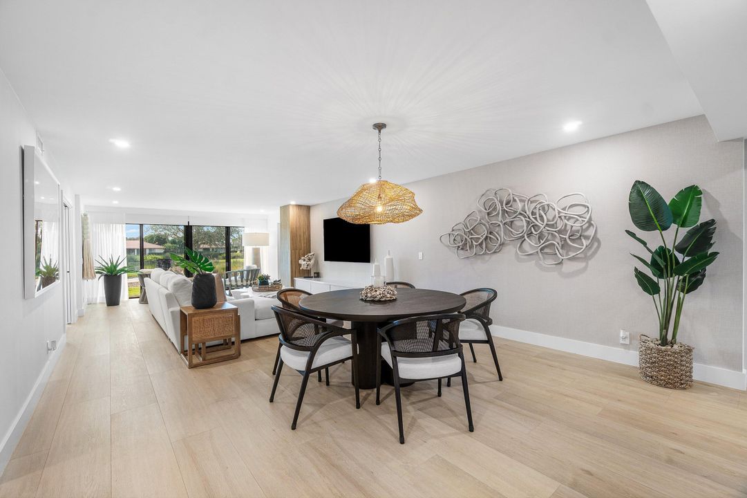 En Venta: $785,000 (3 camas, 2 baños, 1958 Pies cuadrados)