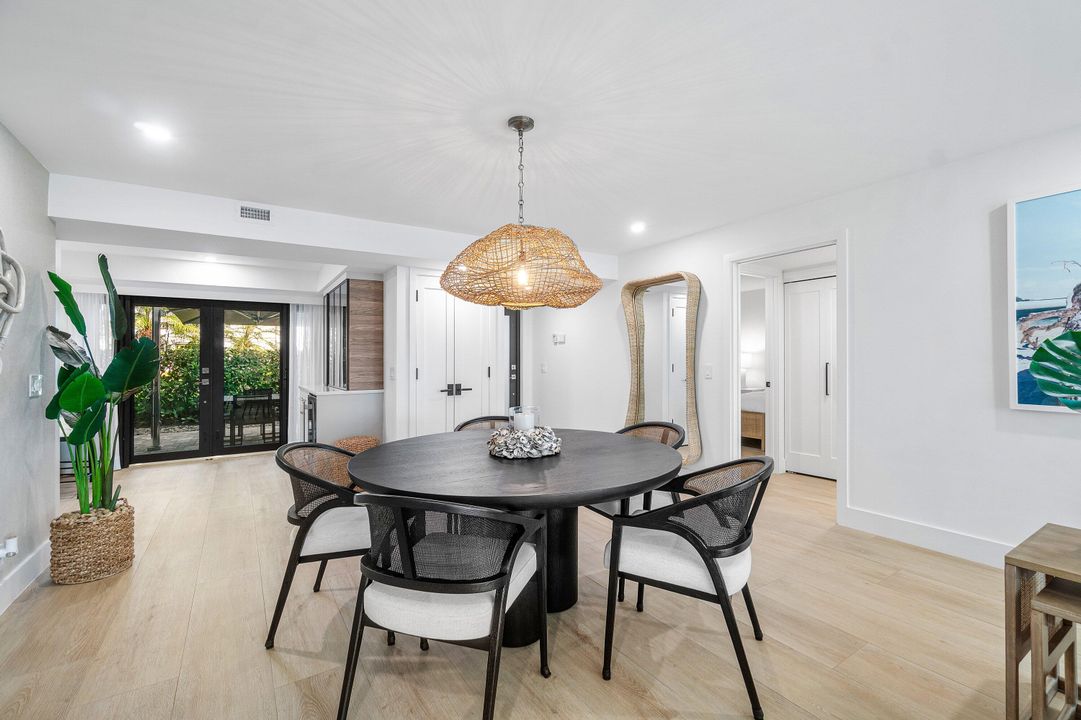 En Venta: $785,000 (3 camas, 2 baños, 1958 Pies cuadrados)