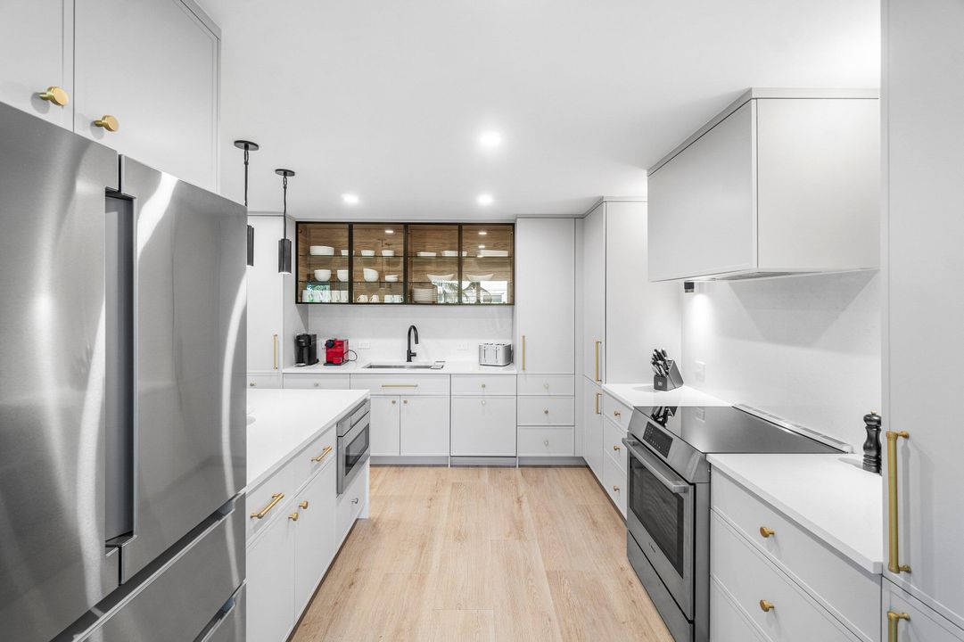 En Venta: $785,000 (3 camas, 2 baños, 1958 Pies cuadrados)