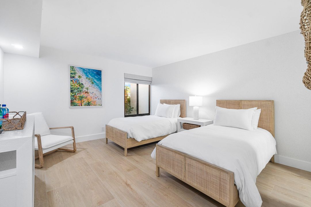 En Venta: $785,000 (3 camas, 2 baños, 1958 Pies cuadrados)