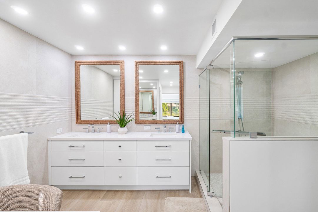 En Venta: $785,000 (3 camas, 2 baños, 1958 Pies cuadrados)