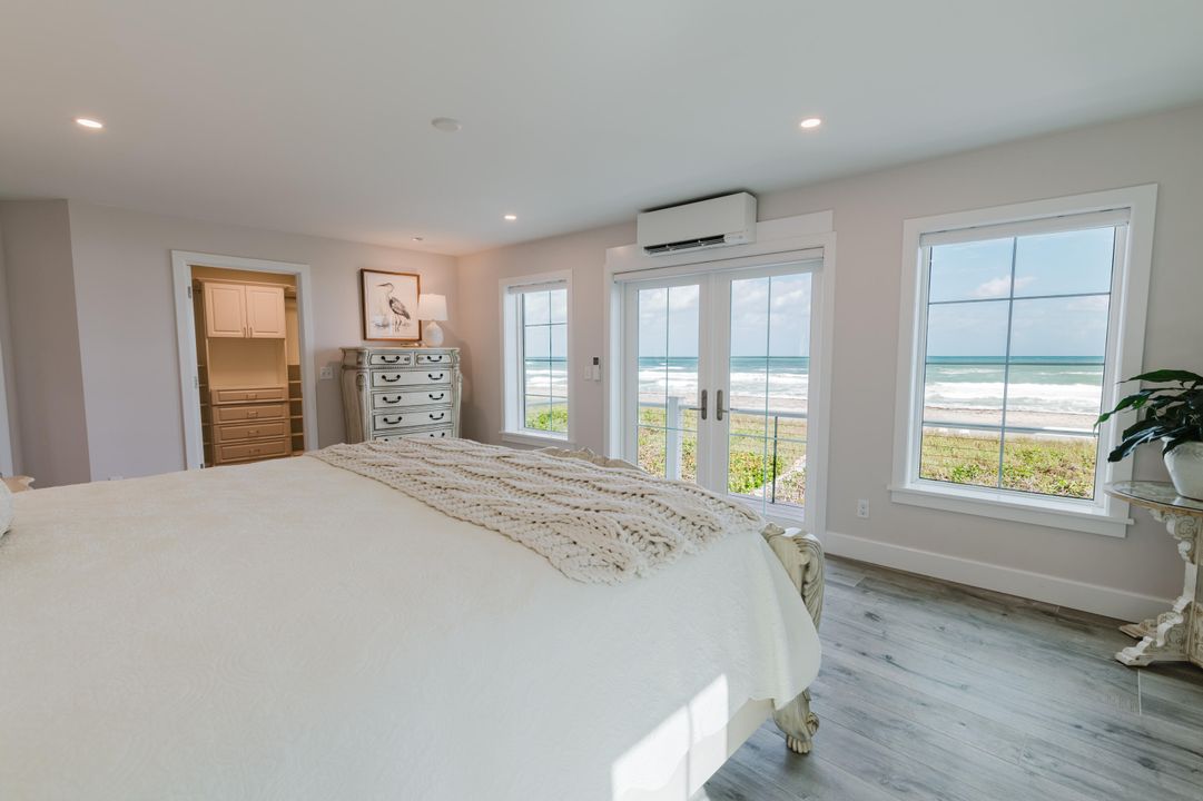 For Sale: $8,600,000 (4 beds, 3 baths, 3468 Square Feet)