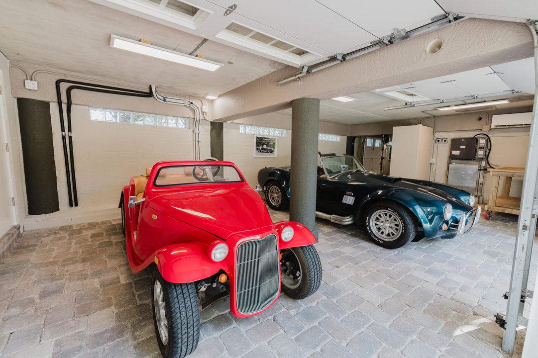 For Sale: $8,600,000 (4 beds, 3 baths, 3468 Square Feet)