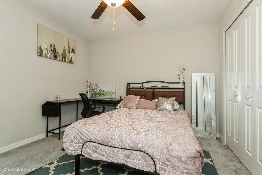 For Sale: $404,000 (5 beds, 2 baths, 2415 Square Feet)