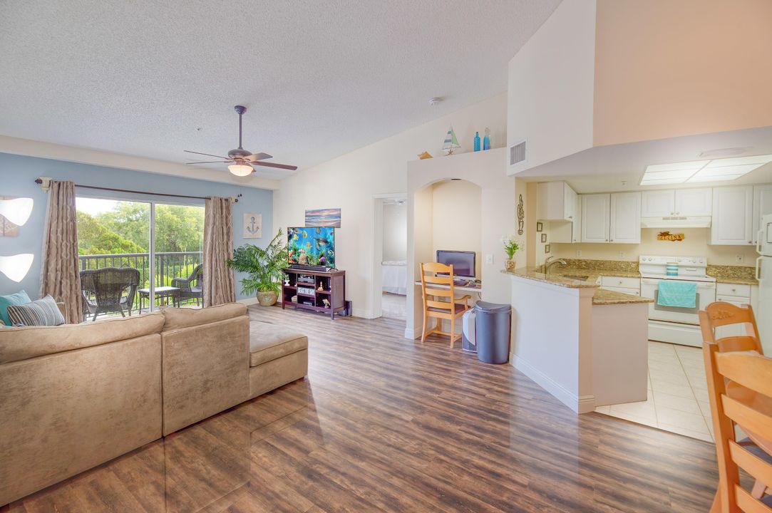 En Venta: $299,900 (2 camas, 2 baños, 1112 Pies cuadrados)