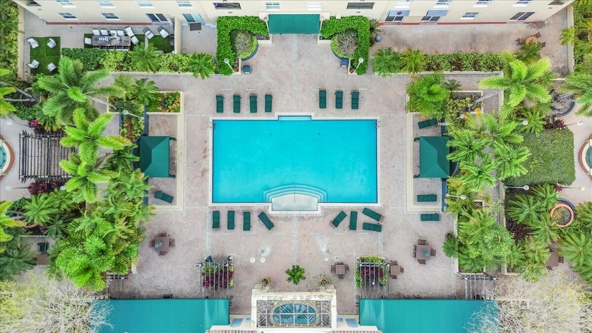 出租: $2,950 (2 贝兹, 2 浴室, 1148 平方英尺)