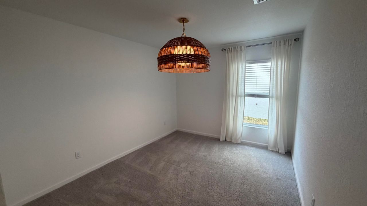 В аренду: $2,550 (3 спален, 2 ванн, 1432 Квадратных фут)