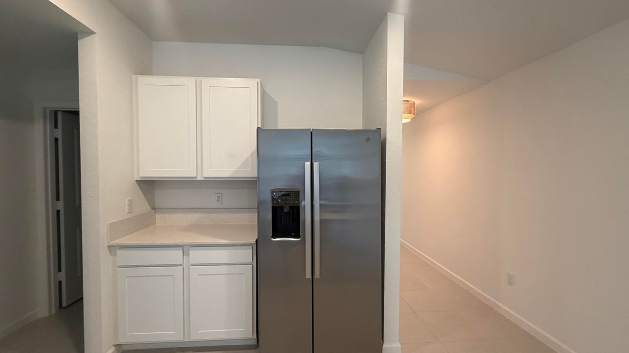 В аренду: $2,550 (3 спален, 2 ванн, 1432 Квадратных фут)