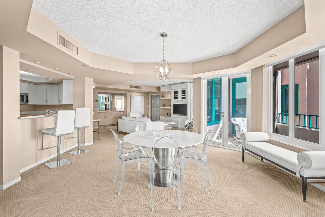 На продажу: $999,000 (2 спален, 2 ванн, 1630 Квадратных фут)