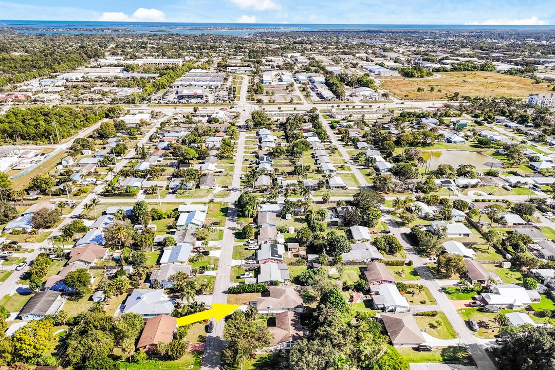 For Sale: $449,000 (3 beds, 2 baths, 1447 Square Feet)