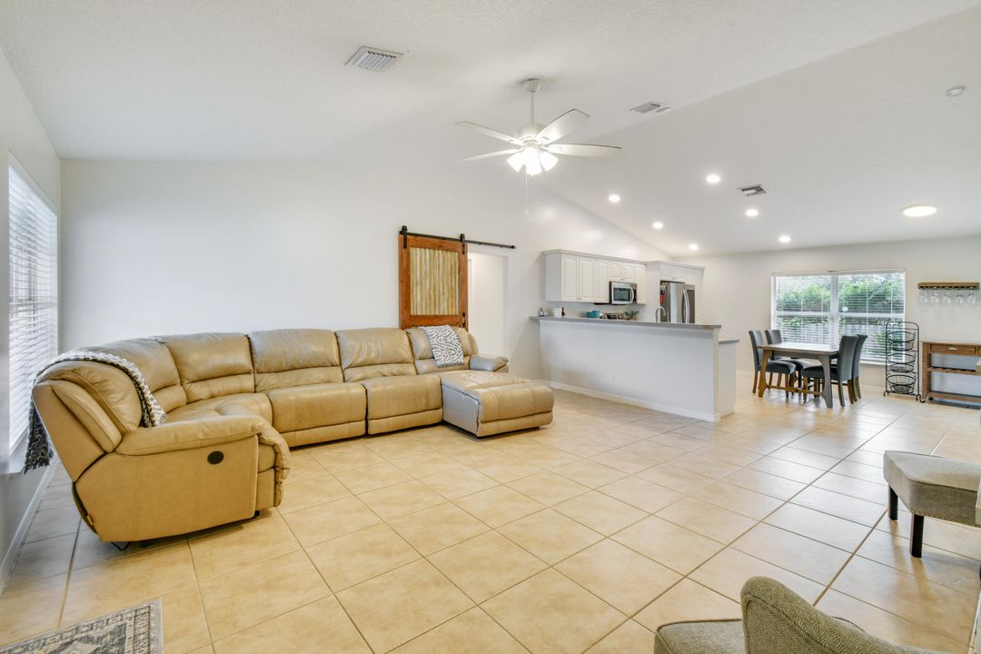 For Sale: $449,000 (3 beds, 2 baths, 1447 Square Feet)