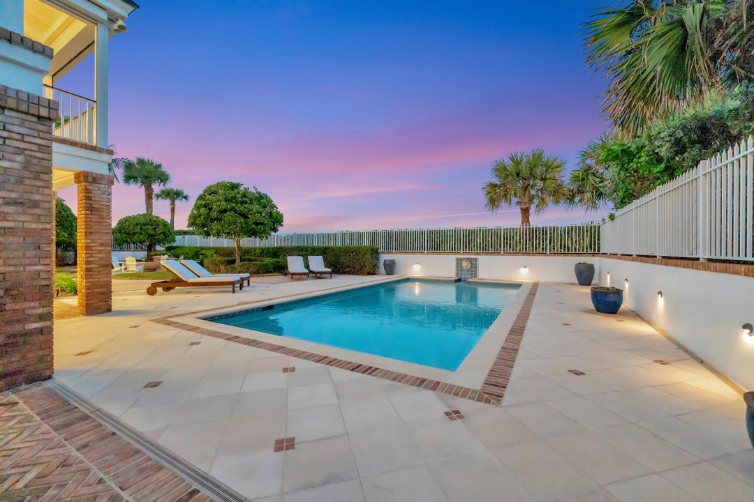 En Venta: $9,995,000 (4 camas, 3 baños, 809 Pies cuadrados)