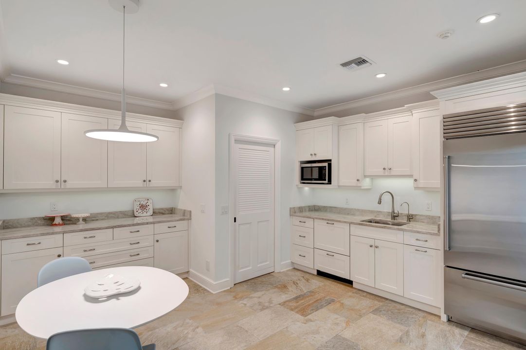 En Venta: $9,995,000 (4 camas, 3 baños, 809 Pies cuadrados)