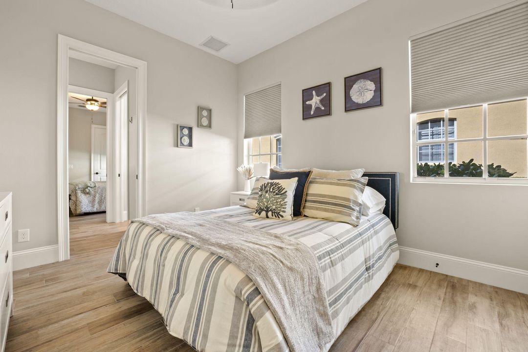 For Sale: $1,199,000 (4 beds, 4 baths, 3686 Square Feet)