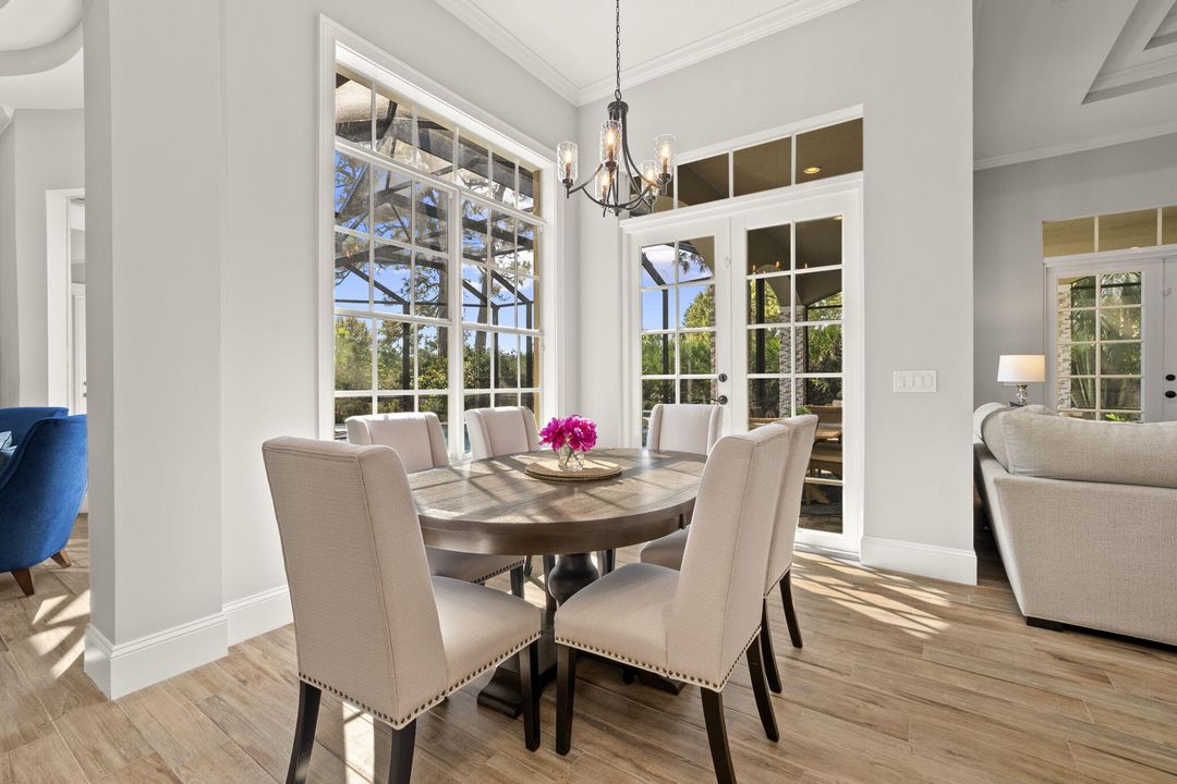 For Sale: $1,199,000 (4 beds, 4 baths, 3686 Square Feet)