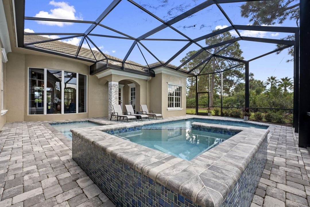 For Sale: $1,199,000 (4 beds, 4 baths, 3686 Square Feet)