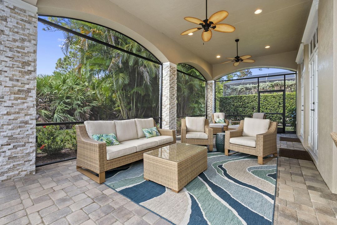 For Sale: $1,199,000 (4 beds, 4 baths, 3686 Square Feet)