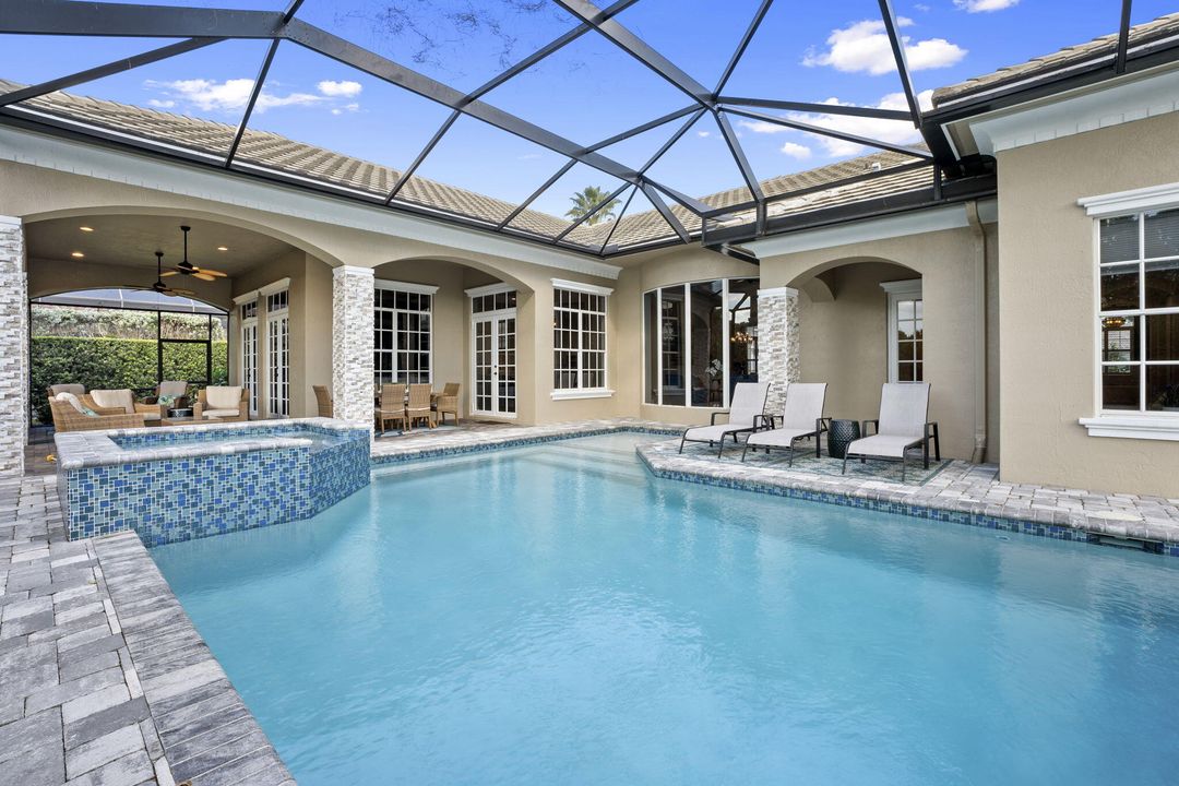 For Sale: $1,199,000 (4 beds, 4 baths, 3686 Square Feet)