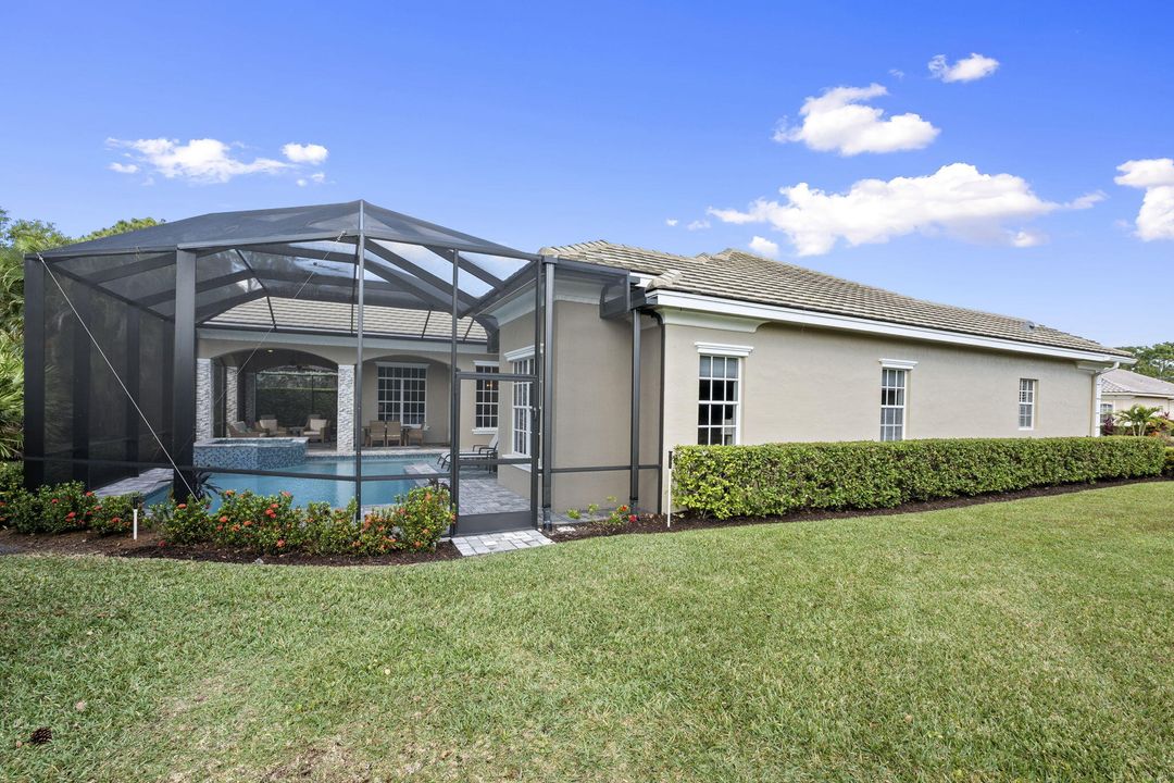 For Sale: $1,199,000 (4 beds, 4 baths, 3686 Square Feet)