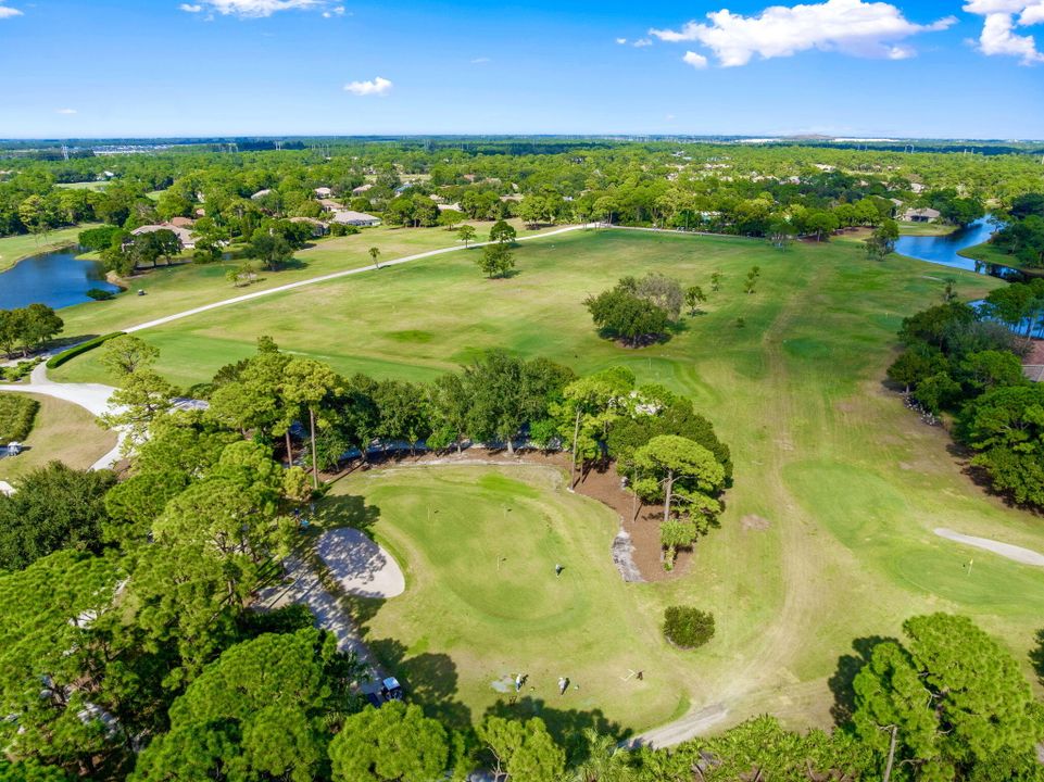 For Sale: $1,199,000 (4 beds, 4 baths, 3686 Square Feet)