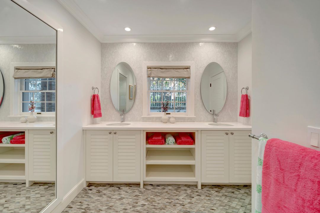 En Venta: $9,995,000 (4 camas, 3 baños, 809 Pies cuadrados)