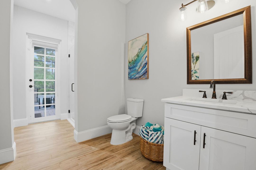 For Sale: $1,199,000 (4 beds, 4 baths, 3686 Square Feet)